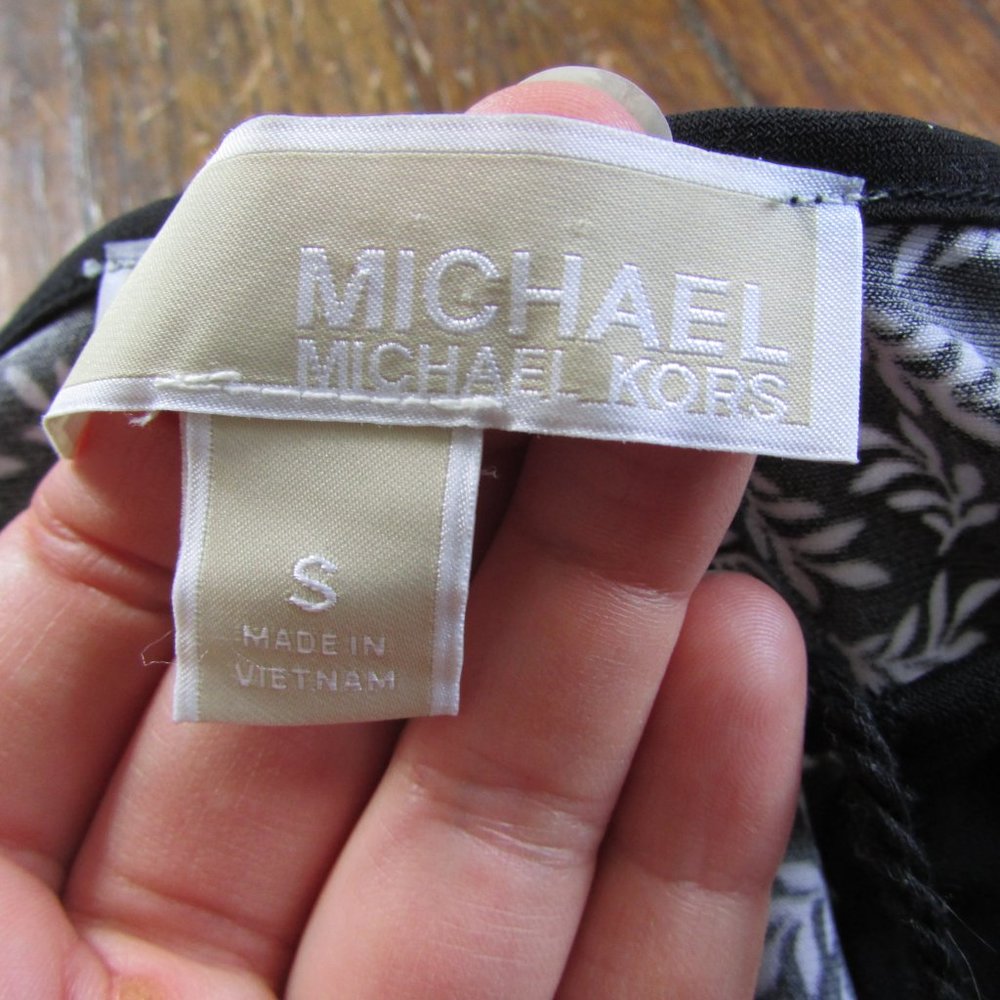 Michael Kors leaf print shift dress, small - Picture 2 of 11